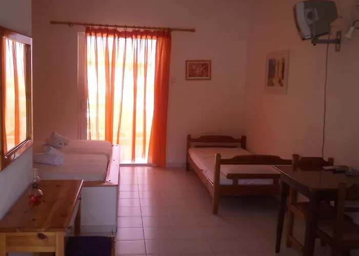 Aparthotel Amarilia 3*